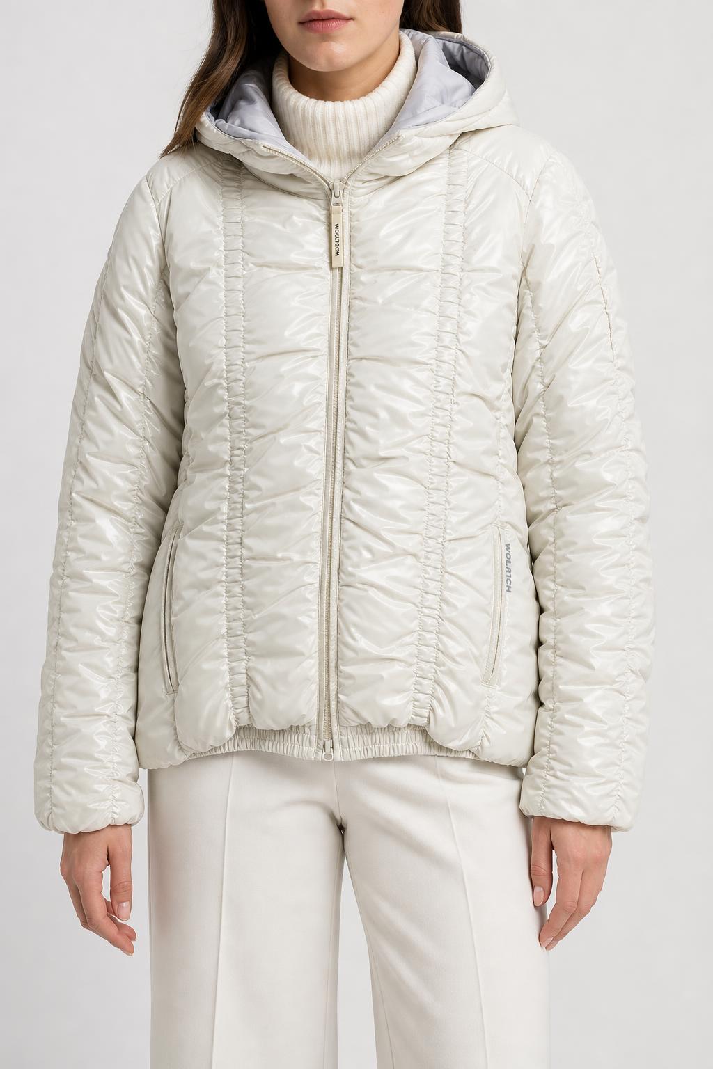 Piumino leggero Woolrich panna con cappuccio – Donna Taglia M