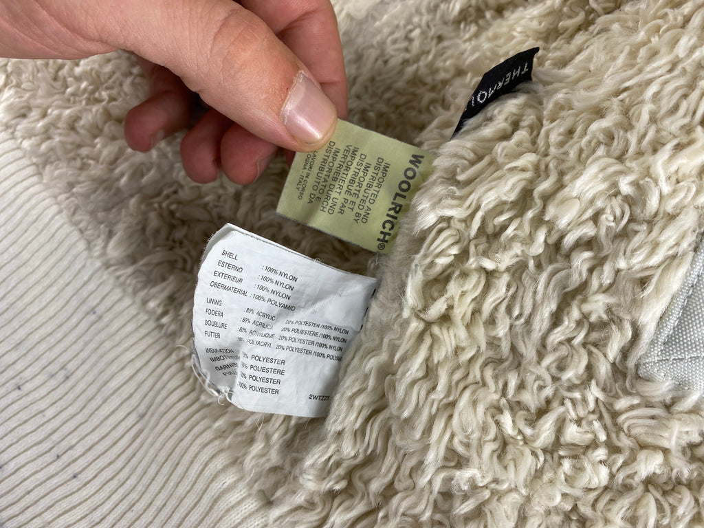 Giacca Woolrich bianca con cappuccio foderato teddy – Donna Taglia M