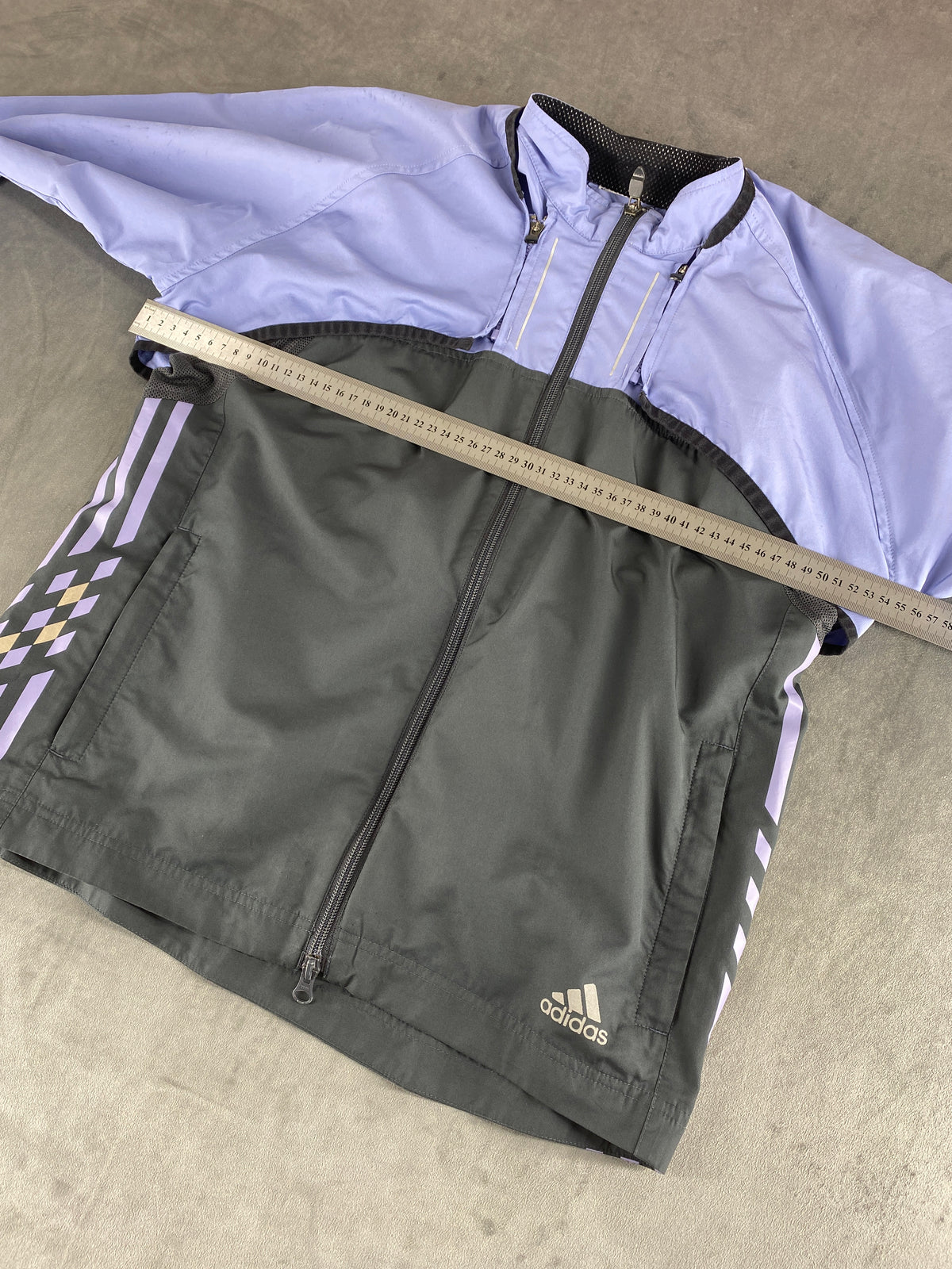 Giacca a vento Adidas lilla e grigia – Donna Taglia L