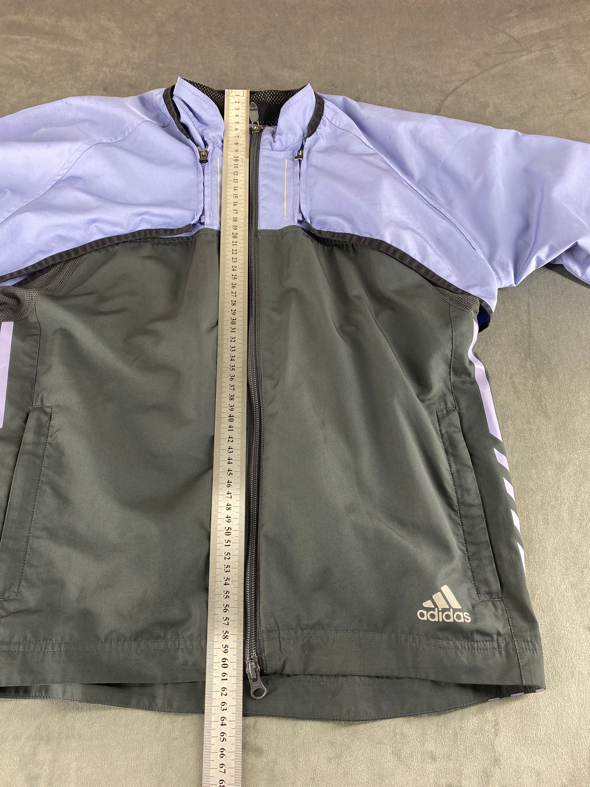 Giacca a vento Adidas lilla e grigia – Donna Taglia L