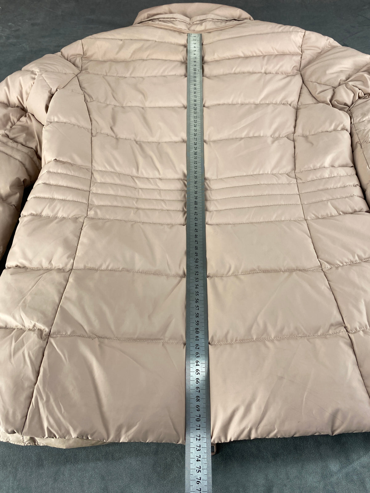 Piumino leggero Tommy Hilfiger beige – Donna Taglia M