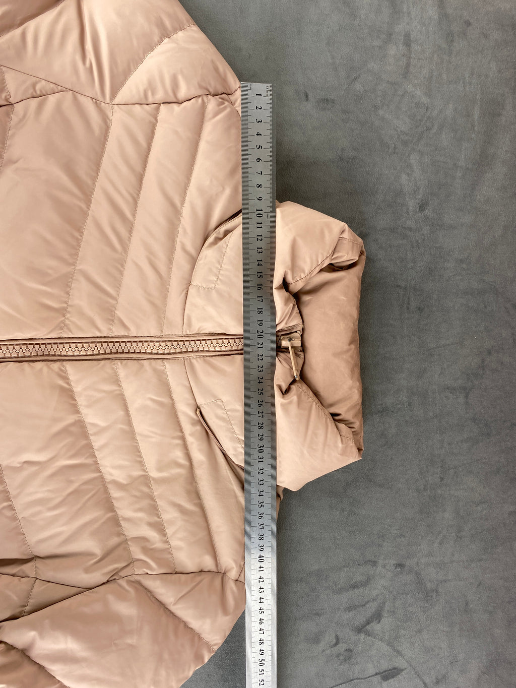 Piumino leggero Tommy Hilfiger beige – Donna Taglia M