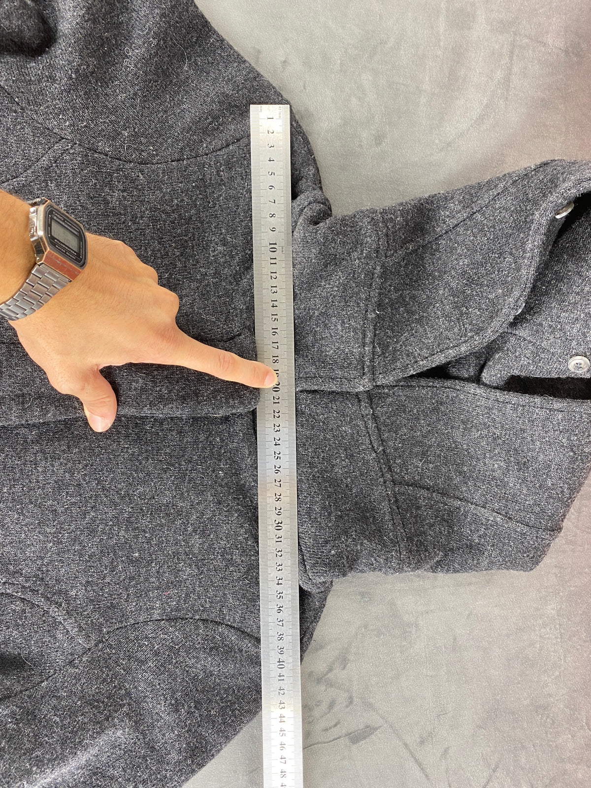 Cappotto in lana Woolrich grigio con cappuccio – Donna Taglia S