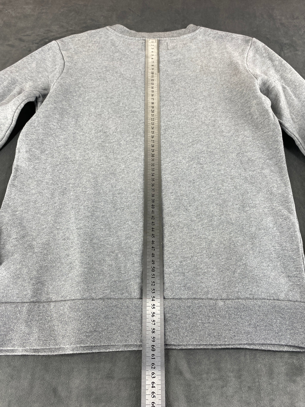 Felpa Calvin Klein Jeans grigia con logo – Donna Taglia S