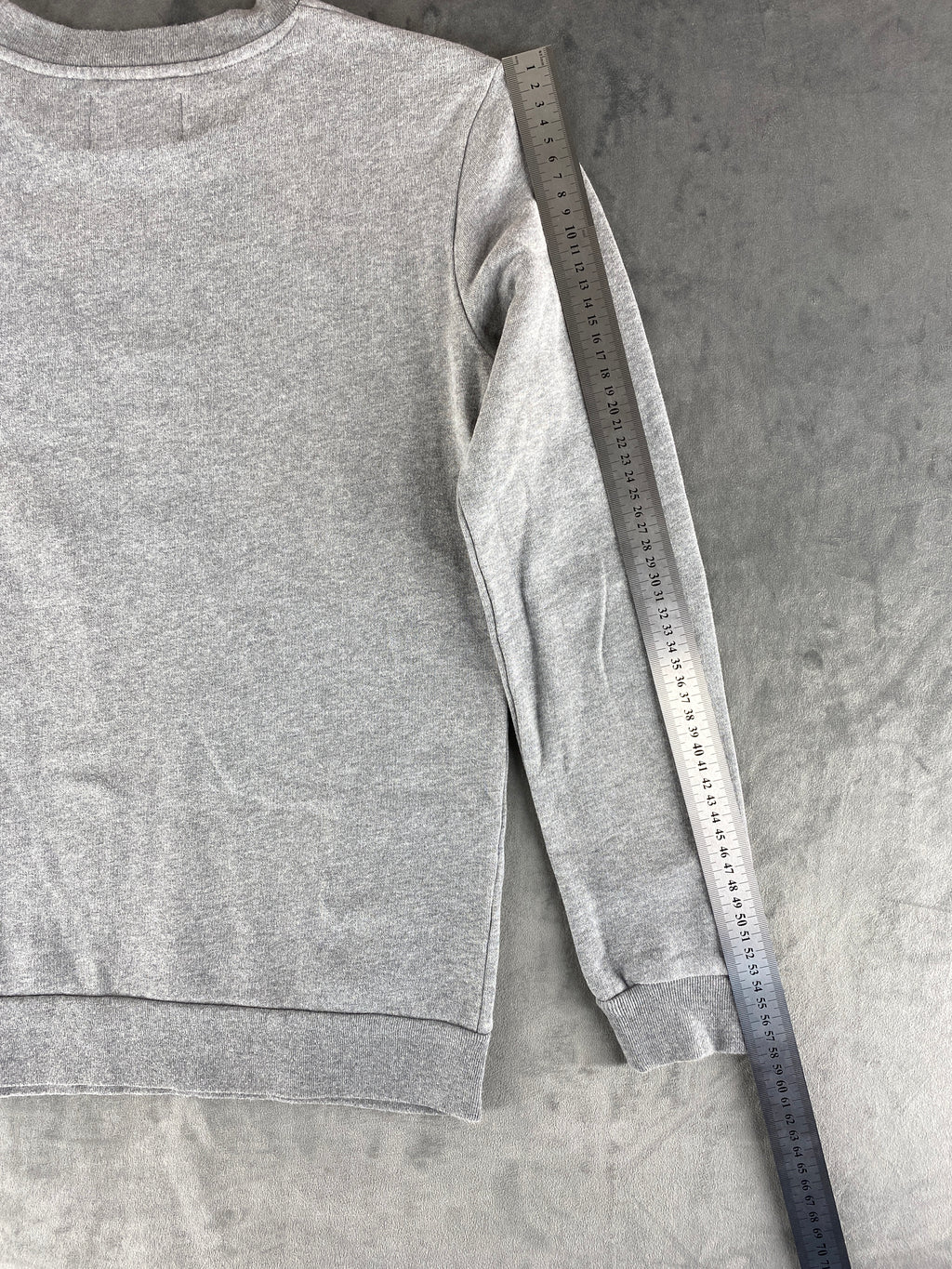 Felpa Calvin Klein Jeans grigia con logo – Donna Taglia S