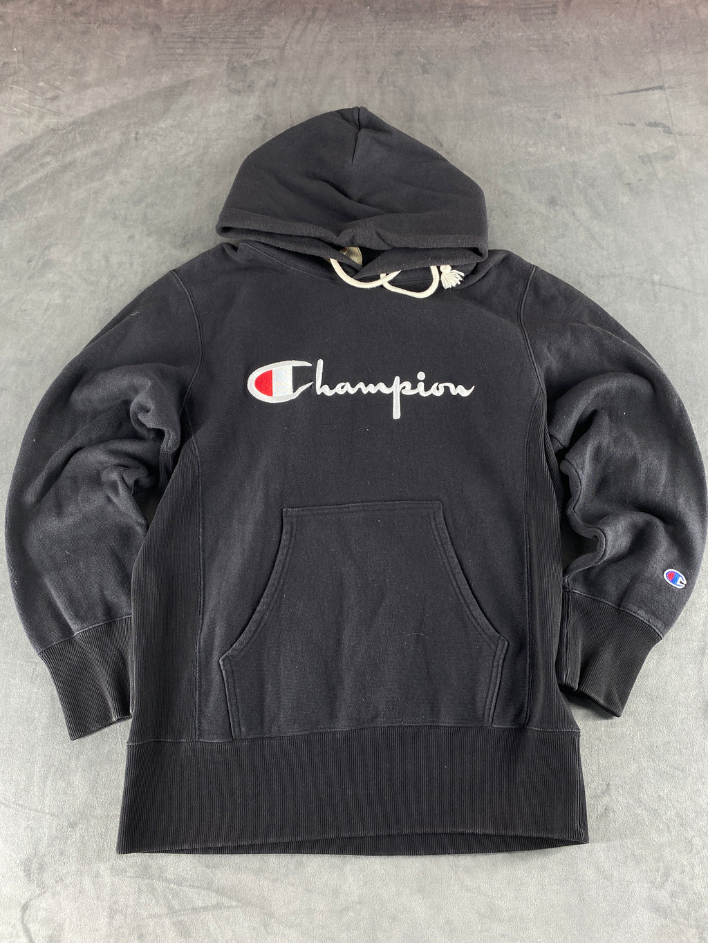 Felpa con cappuccio Champion nera con logo – Donna Taglia M