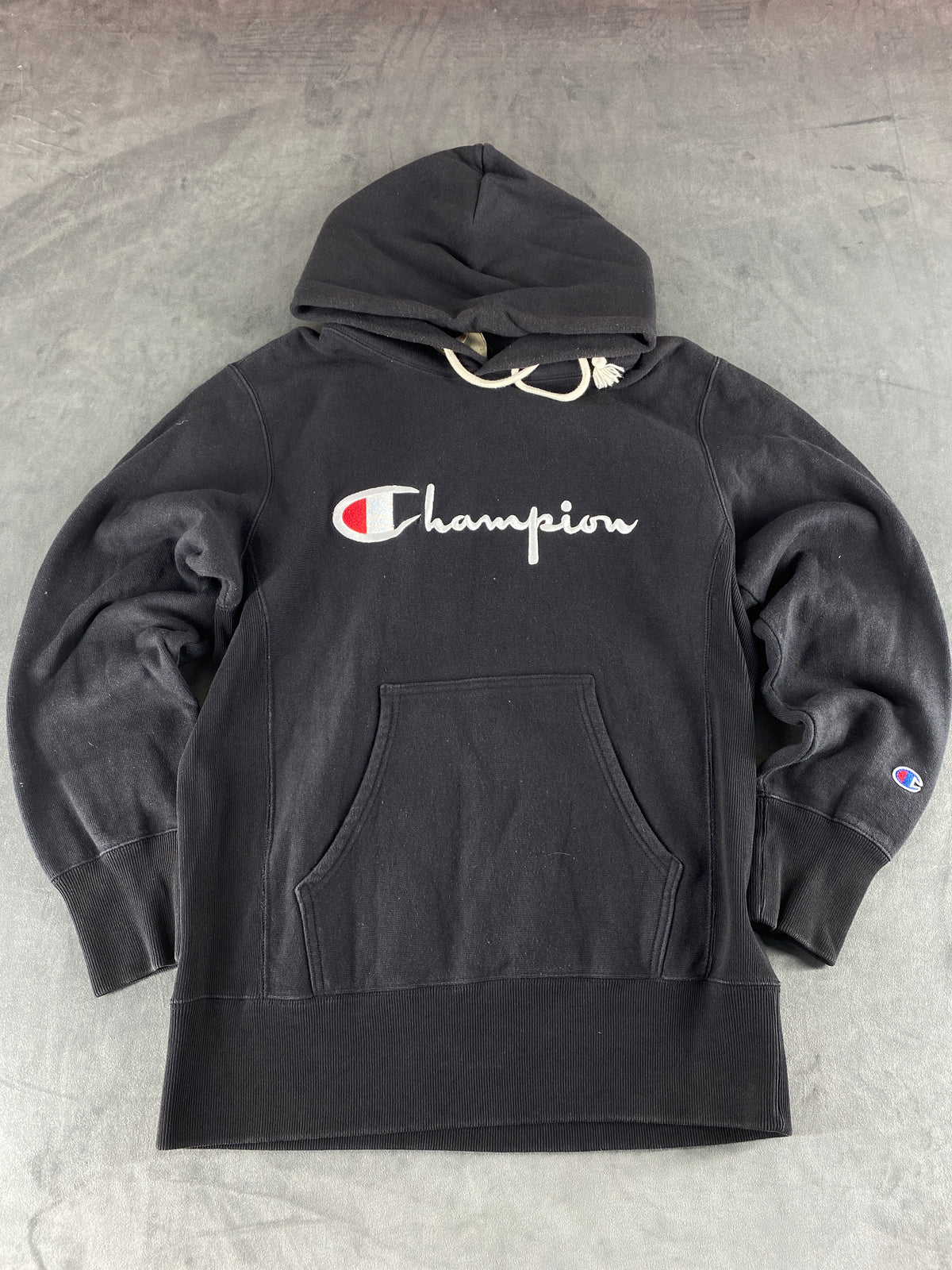 Felpa con cappuccio Champion nera con logo – Donna Taglia M