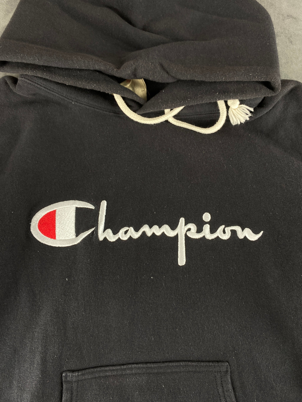 Felpa con cappuccio Champion nera con logo – Donna Taglia M