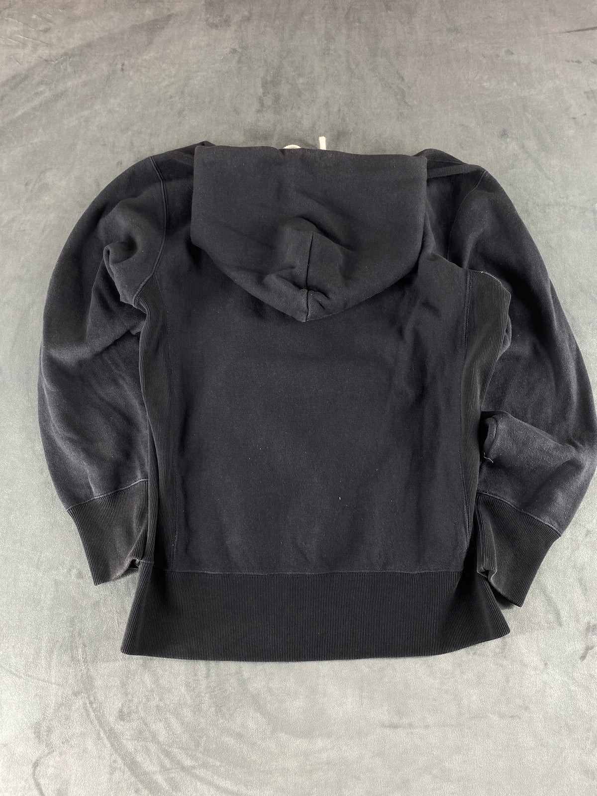 Felpa con cappuccio Champion nera con logo – Donna Taglia M