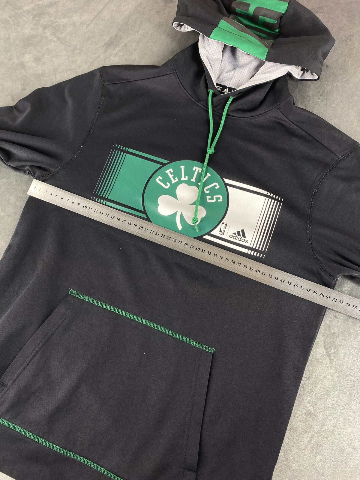 Felpa con cappuccio Adidas NBA Boston Celtics nera vintage – Uomo Taglia M