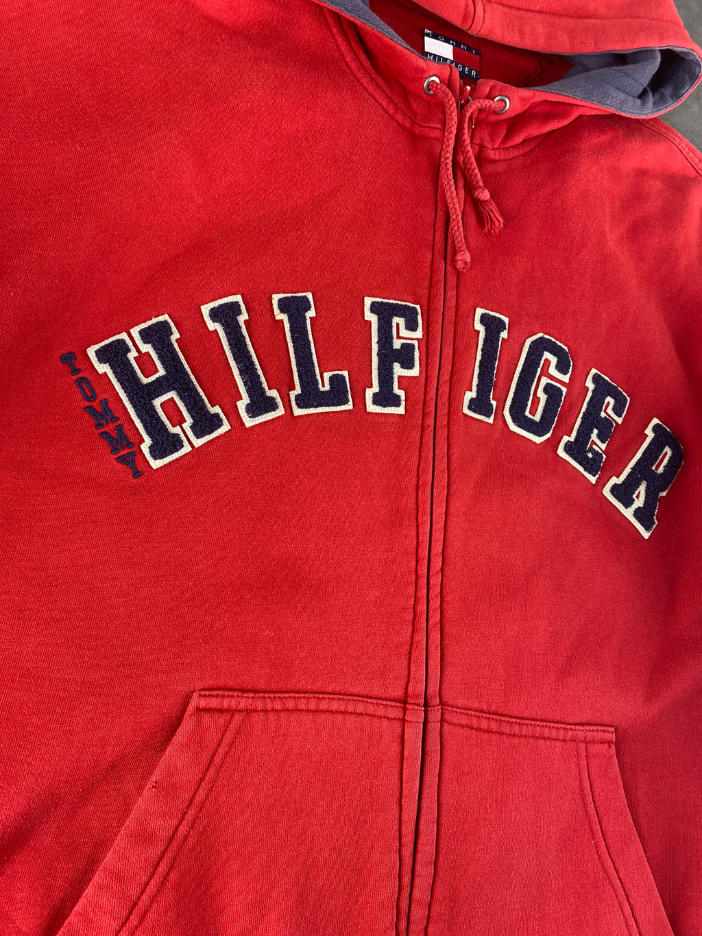 Felpa con cappuccio full-zip Tommy Hilfiger rossa vintage – Uomo Taglia XL
