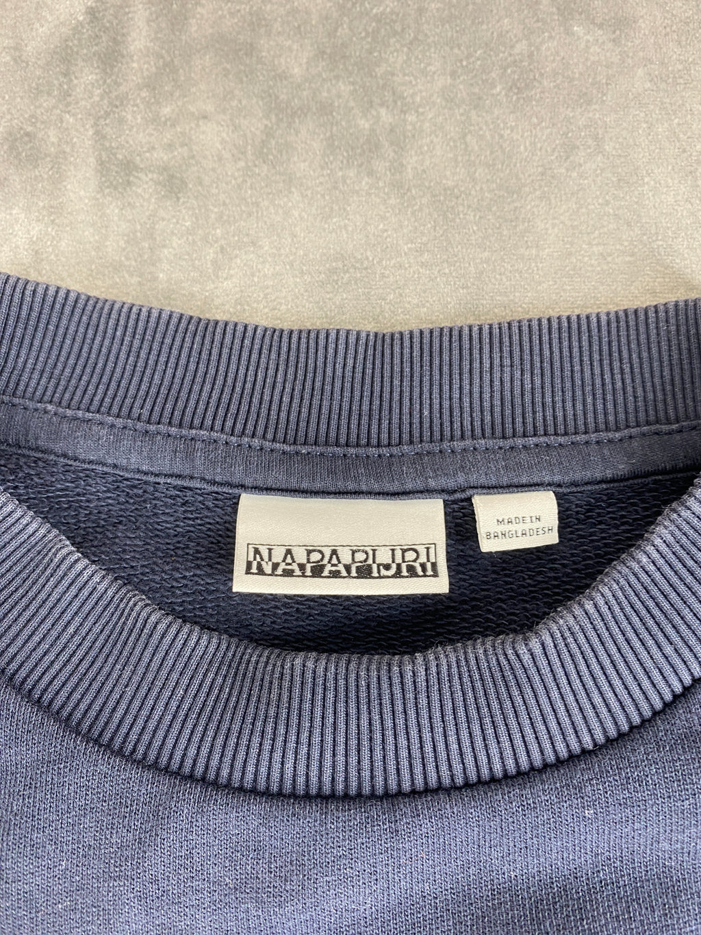 Felpa girocollo Napapijri blu navy con bandiera vintage – Uomo Taglia XL