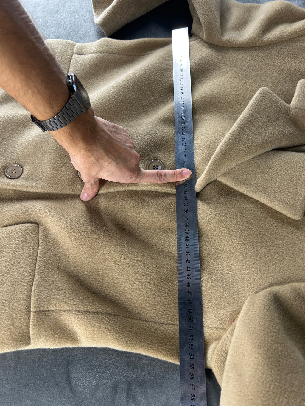 Cappotto in lana beige sagomato vintage – Donna Taglia M