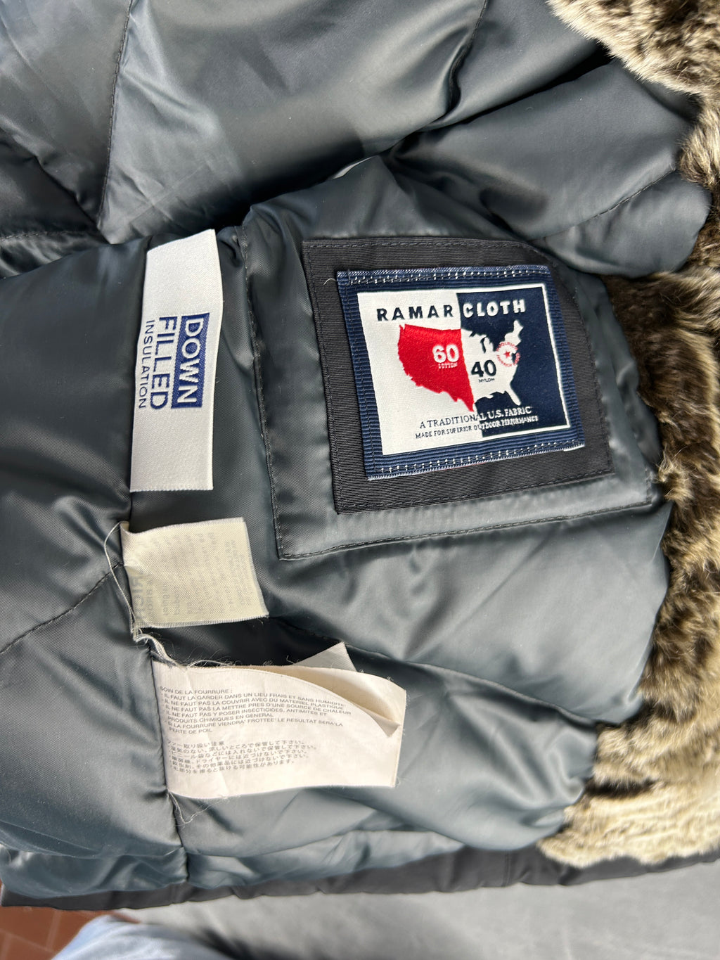 Parka con cappuccio e pelliccia nero vintage – Uomo Taglia L