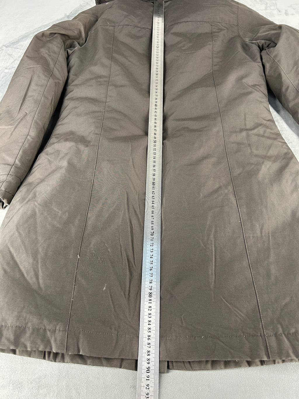 Parka Woolrich con cappuccio e pelliccia grigio vintage – Uomo Taglia L