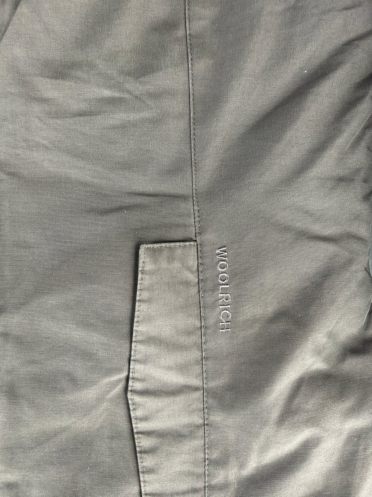 Parka Woolrich con cappuccio e pelliccia grigio vintage – Uomo Taglia L