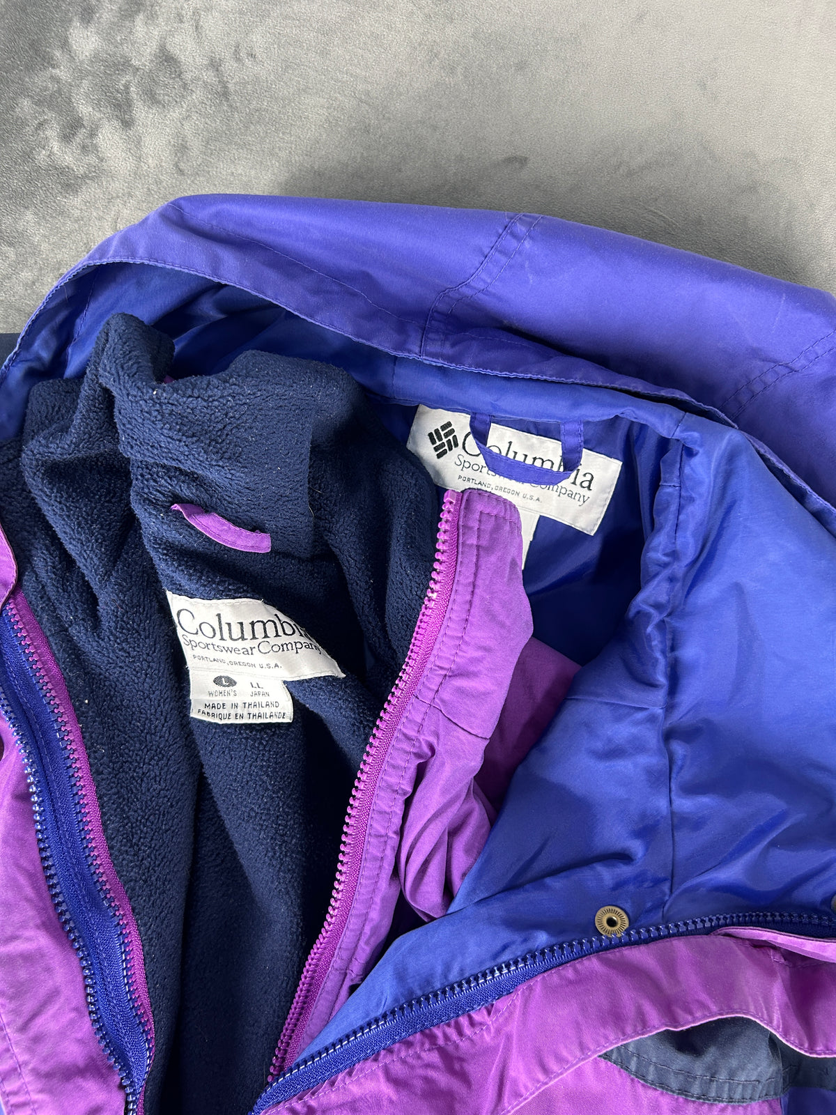 Giacca Columbia viola e blu con cappuccio vintage – Donna Taglia L