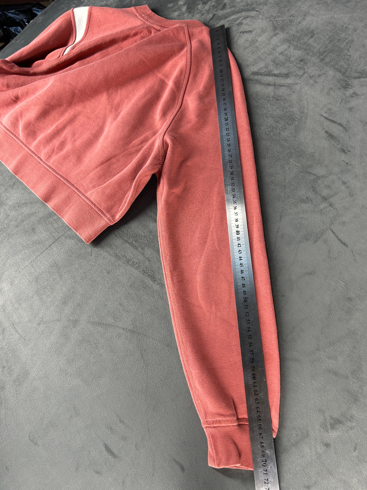 Felpa Nike corta rosa con maxi Swoosh vintage – Donna Taglia XS