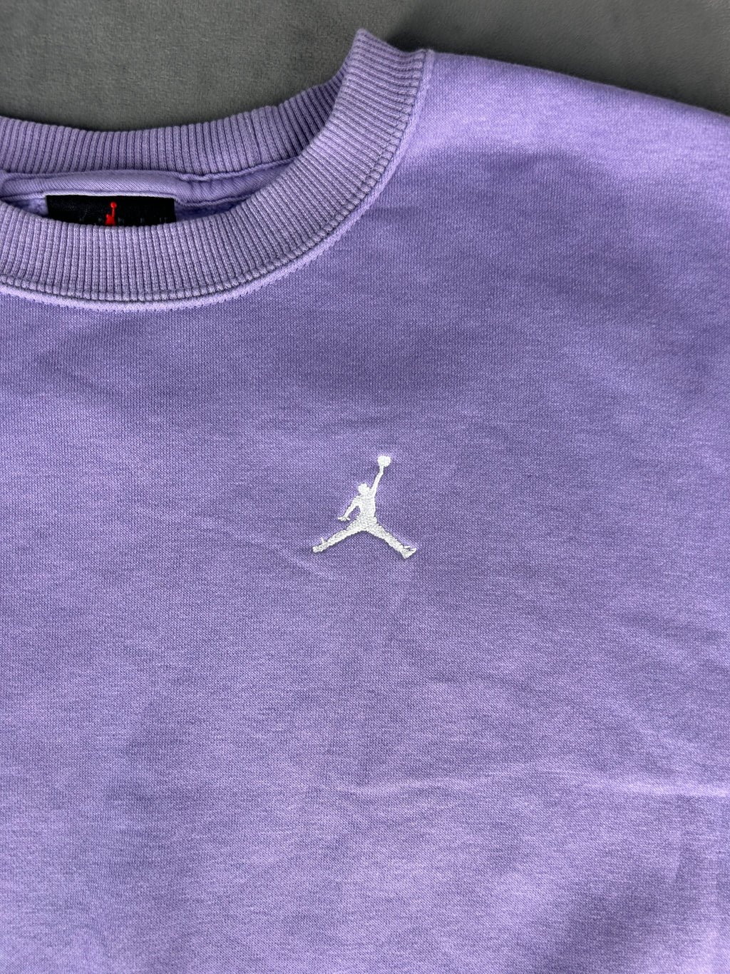 Felpa Jordan colorblock lilla nera e panna vintage – Donna Taglia S