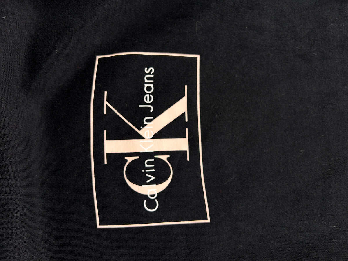 Felpa Calvin Klein Jeans nera con logo vintage – Donna Taglia M