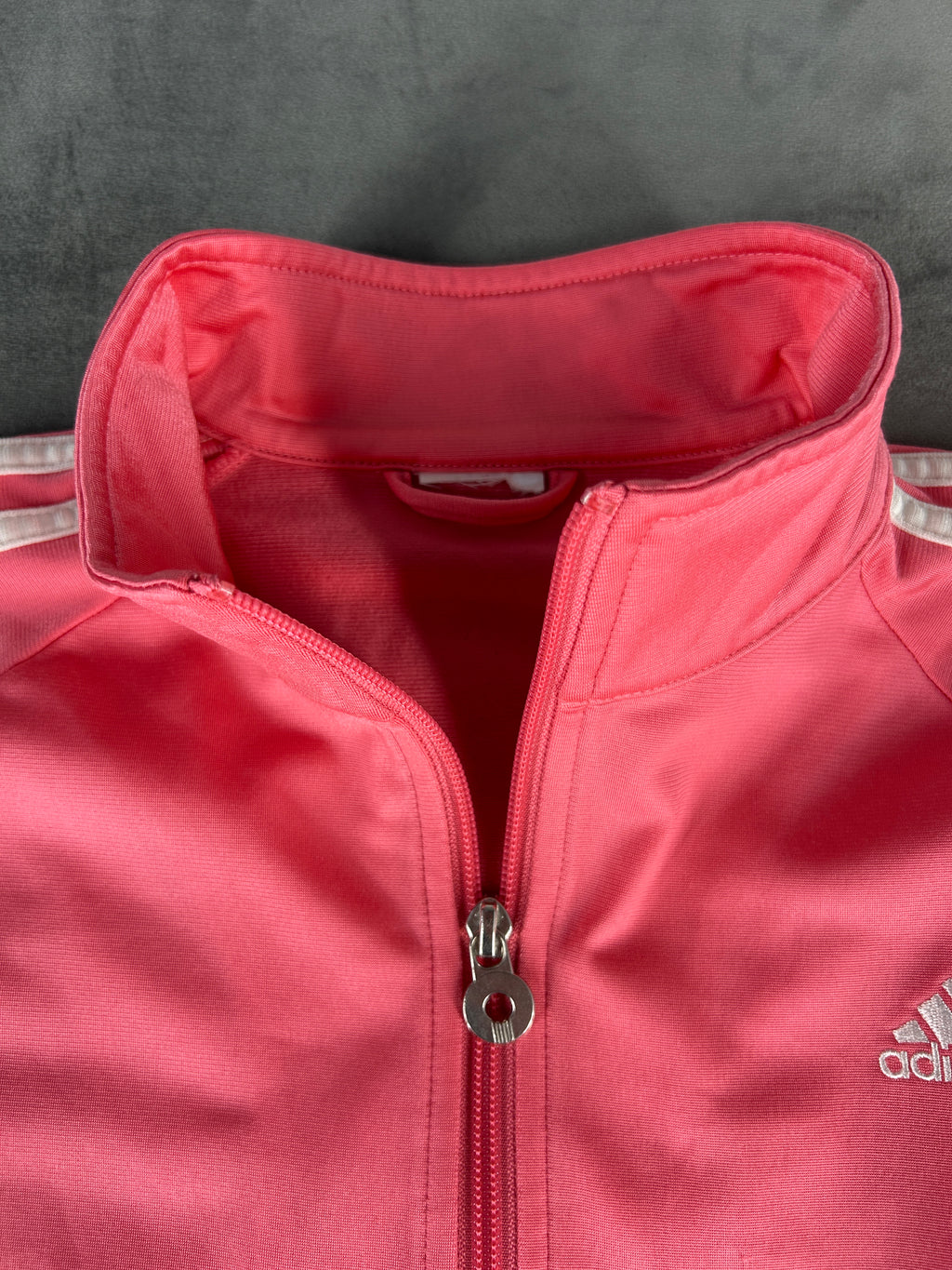 Felpa Adidas corallo con zip e tre strisce vintage – Donna Taglia L