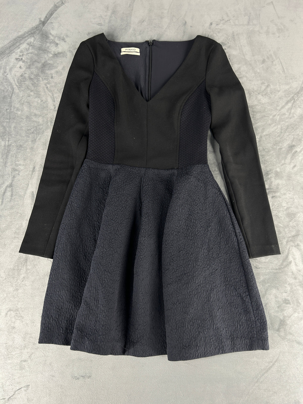 Abito Pinko nero con gonna svasata vintage – Donna Taglia IT 38