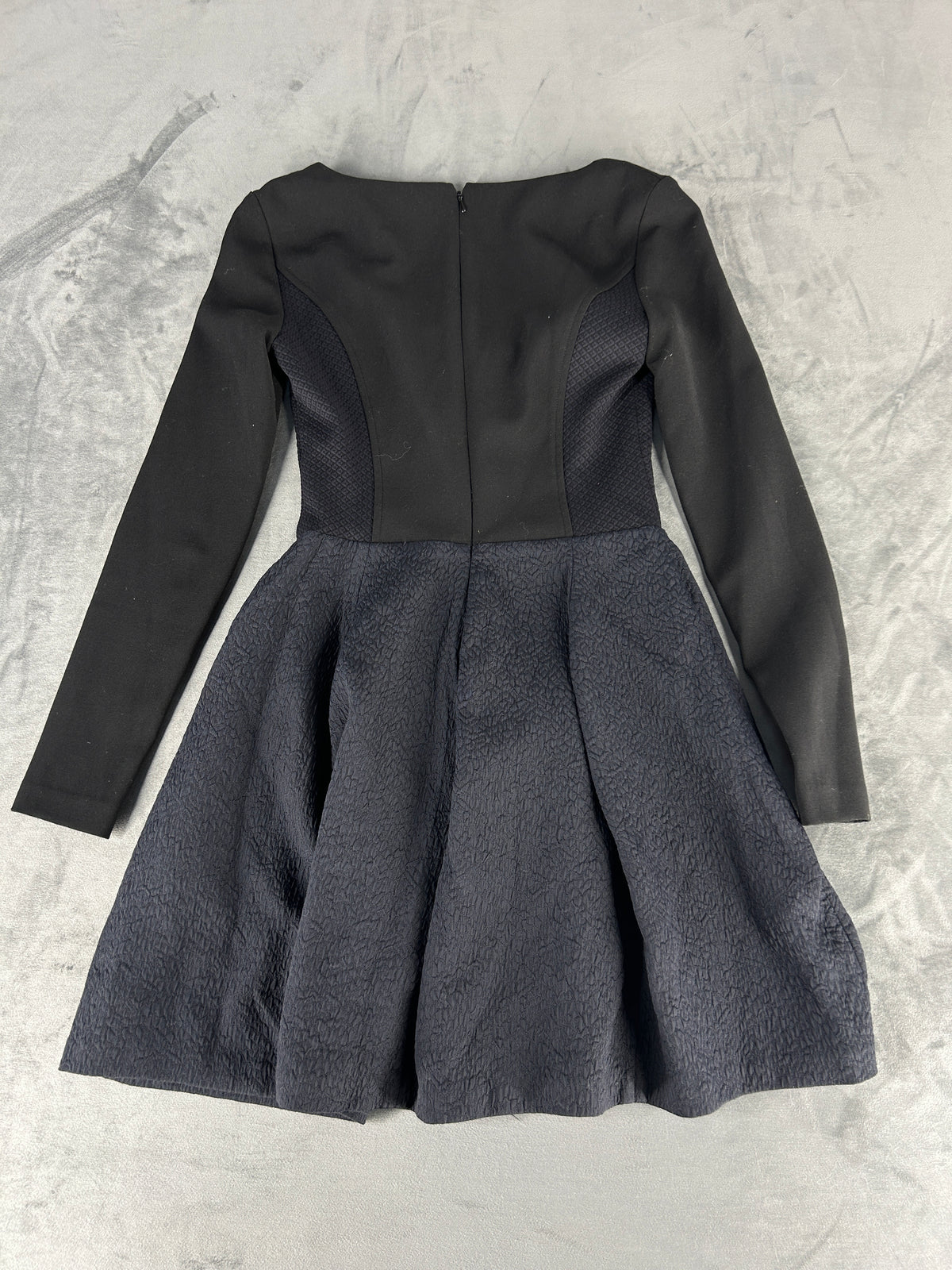 Abito Pinko nero con gonna svasata vintage – Donna Taglia IT 38