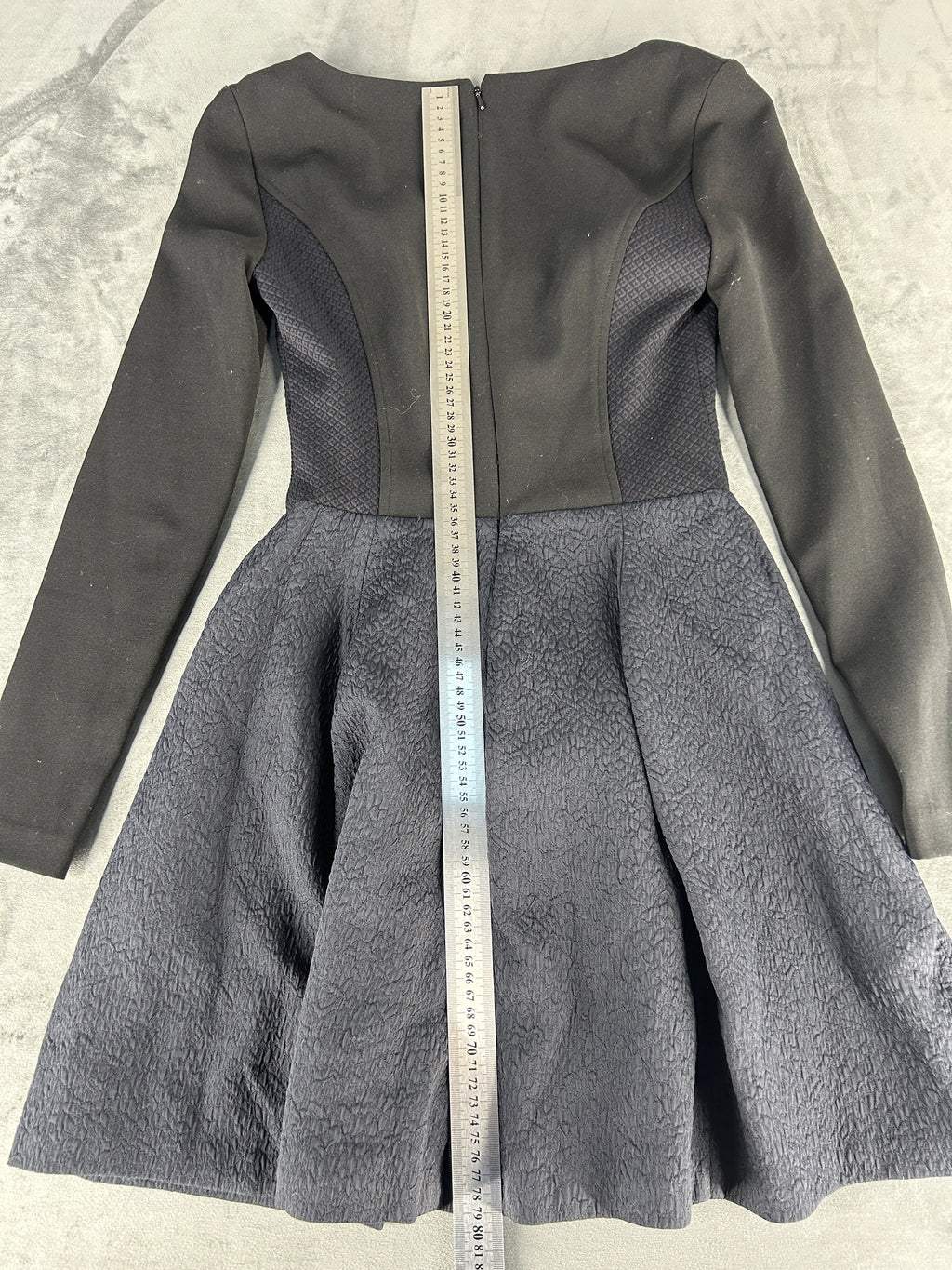 Abito Pinko nero con gonna svasata vintage – Donna Taglia IT 38