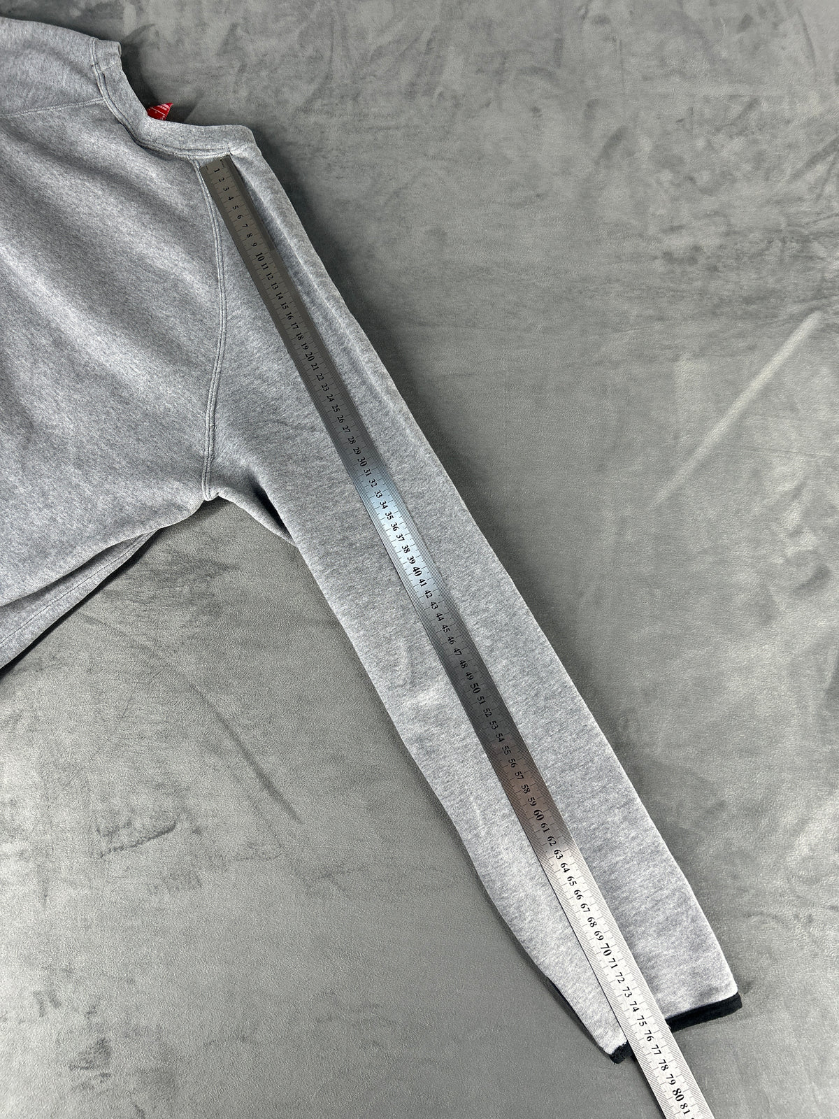 Felpa Nike International grigia vintage – Donna Taglia M