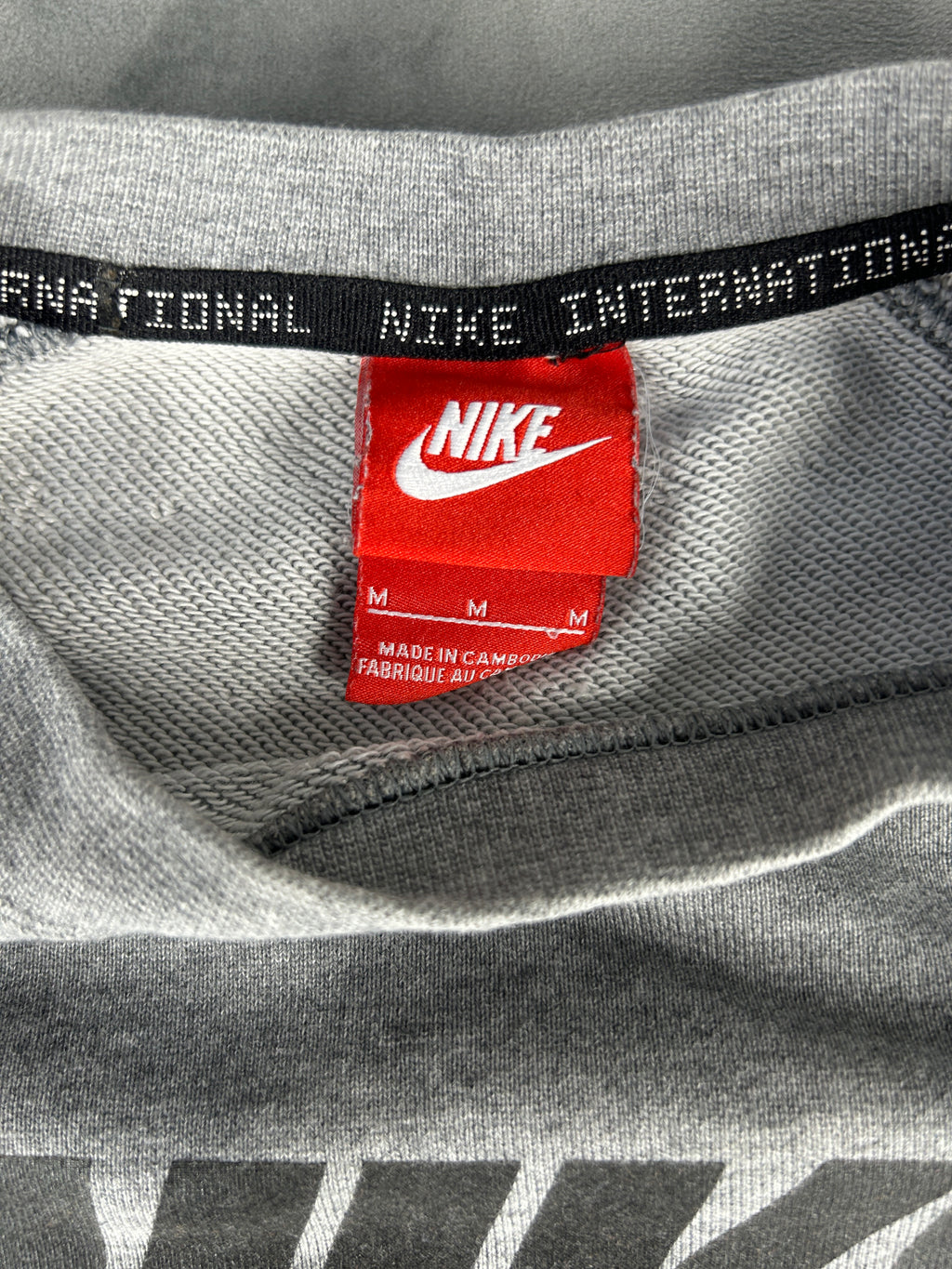 Felpa Nike International grigia vintage – Donna Taglia M