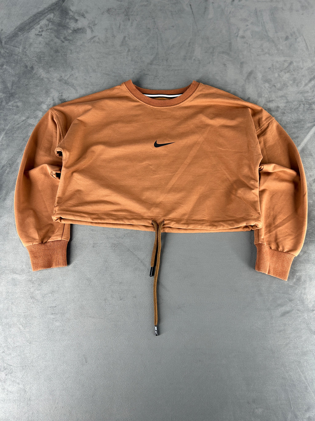 Felpa Nike corta color caramello vintage – Donna Taglia S