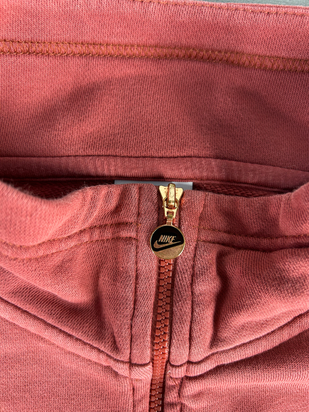 Felpa Nike rosa salmone con mezza zip vintage – Donna Taglia XS