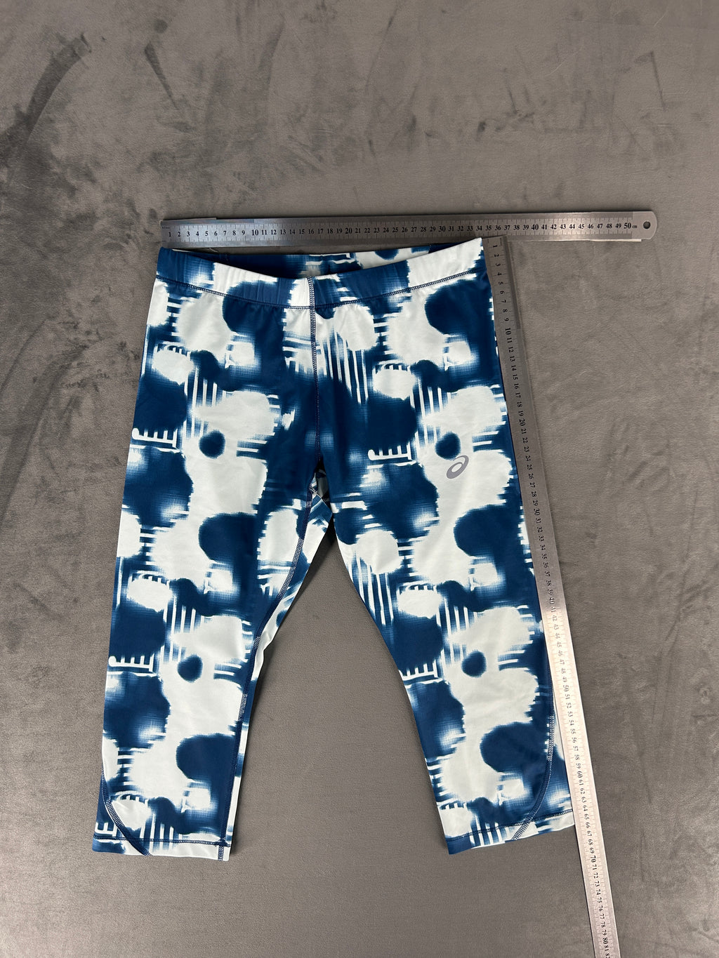 Leggings Asics corti blu e bianchi vintage – Donna Taglia M