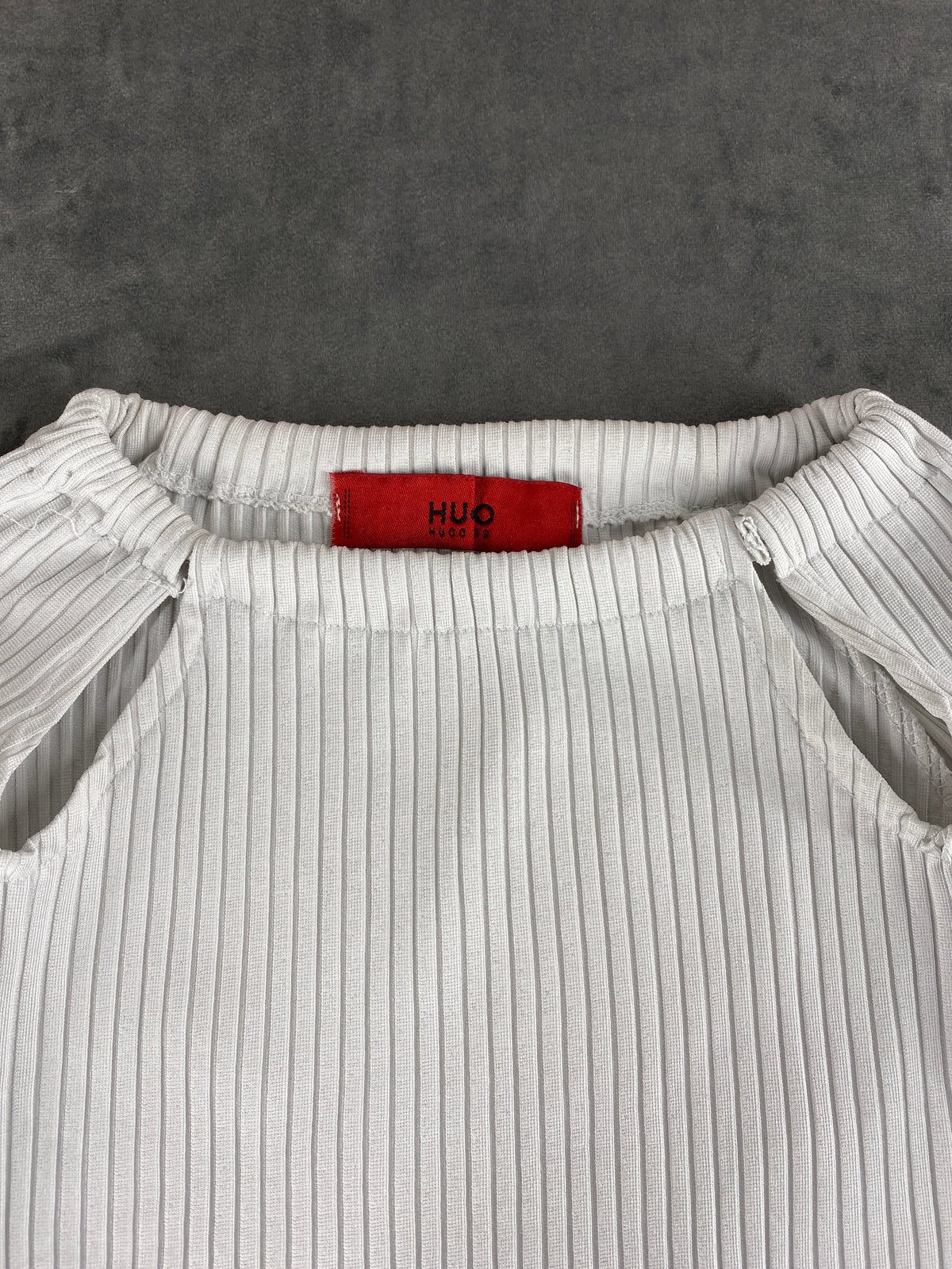 Maglia a costine Hugo bianca vintage – Donna Taglia S