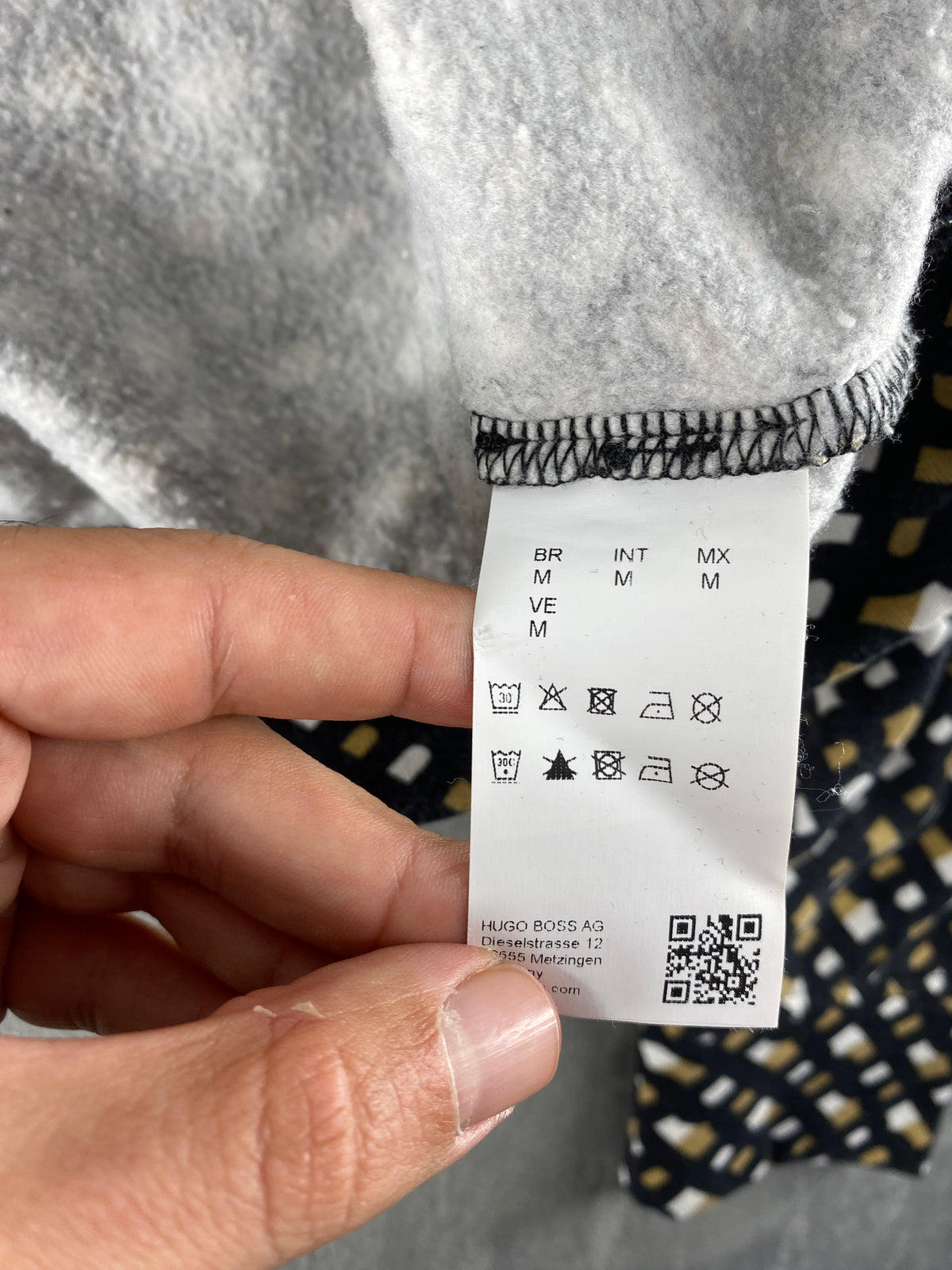 Felpa con cappuccio Hugo Boss fantasia geometrica vintage – Donna Taglia M