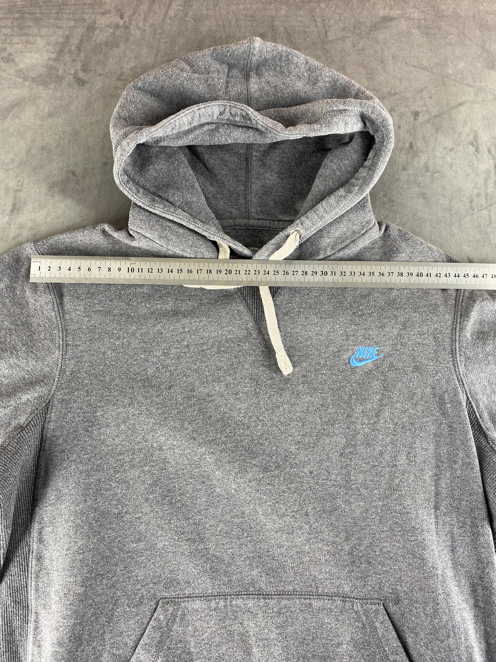 Felpa con cappuccio Nike grigia slavata vintage – Donna Taglia M