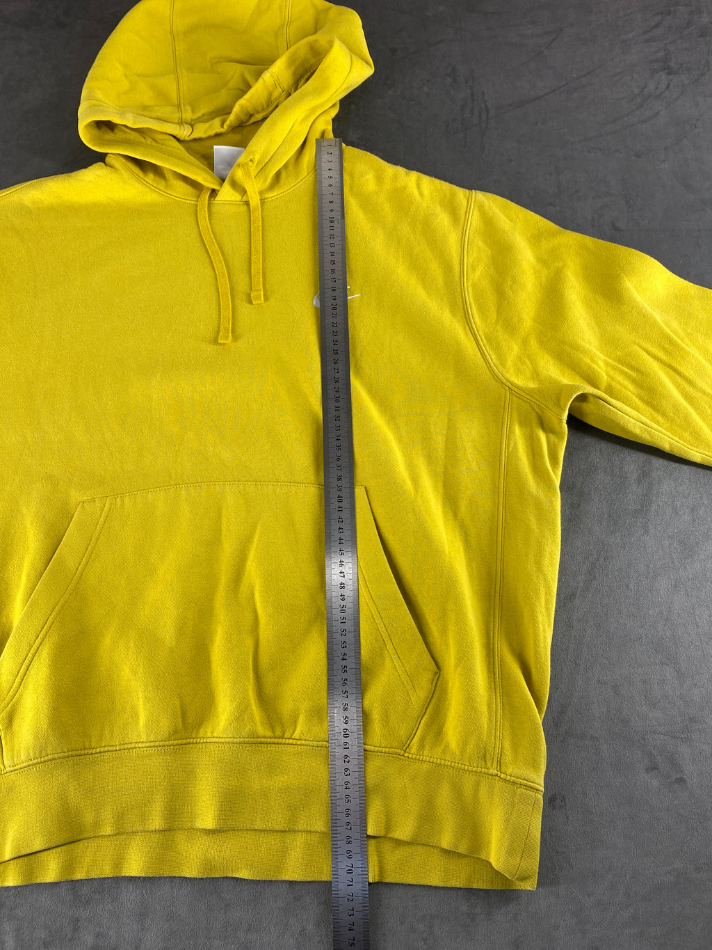 Felpa con cappuccio Nike Club gialla vintage – Uomo Taglia L