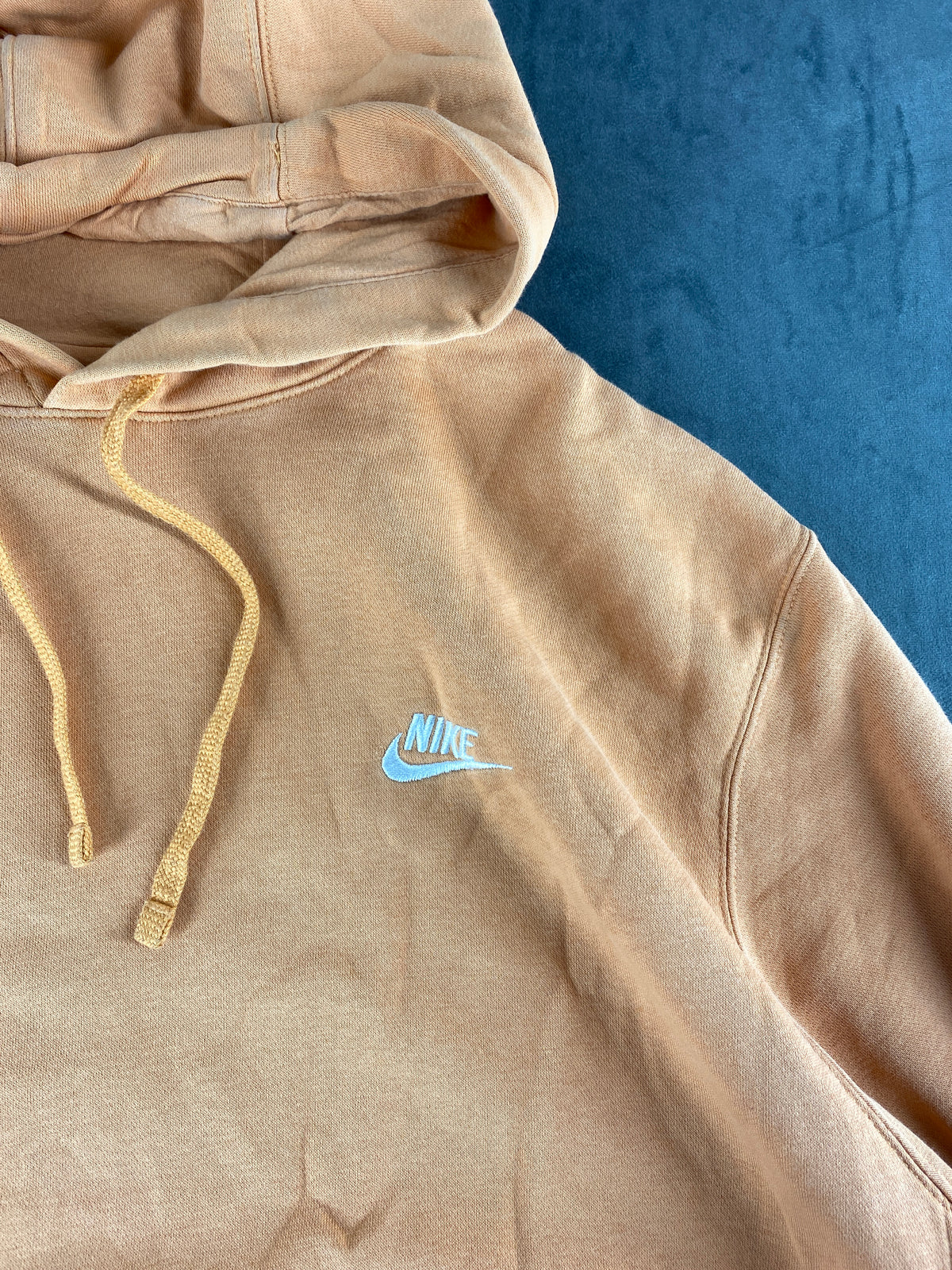 Felpa con cappuccio Nike beige slavata vintage – Uomo Taglia M