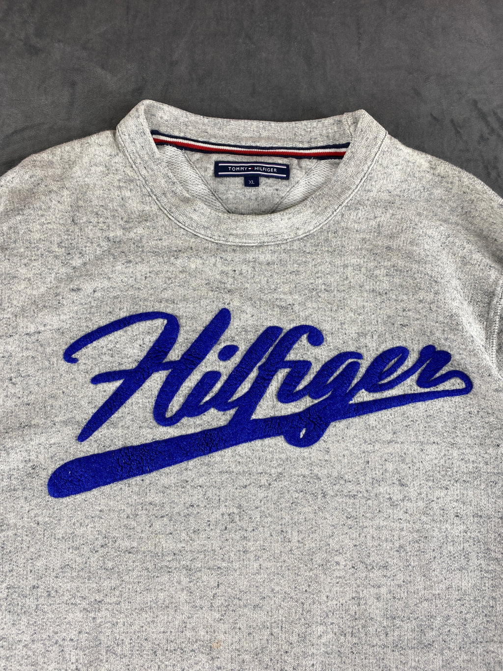 Felpa girocollo Tommy Hilfiger grigia logo vintage – Donna Taglia L