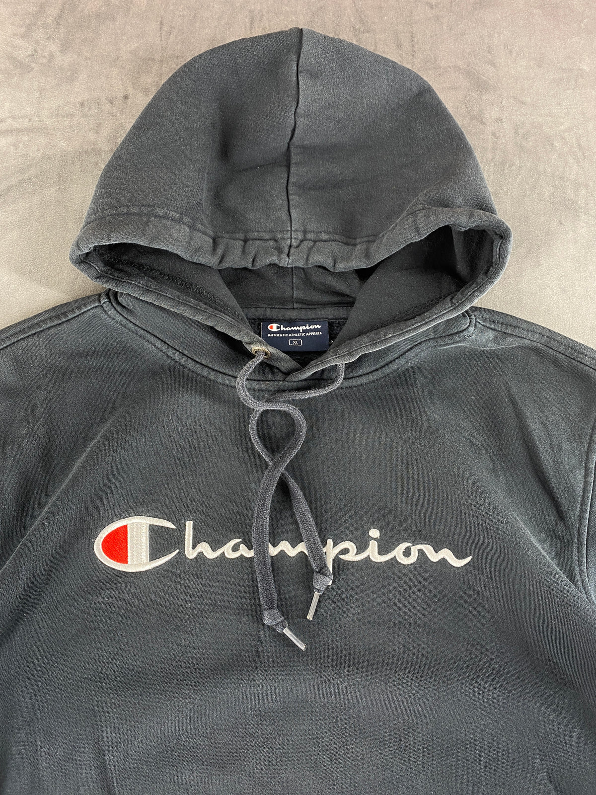Felpa con cappuccio Champion grigio scuro vintage – Donna Taglia L