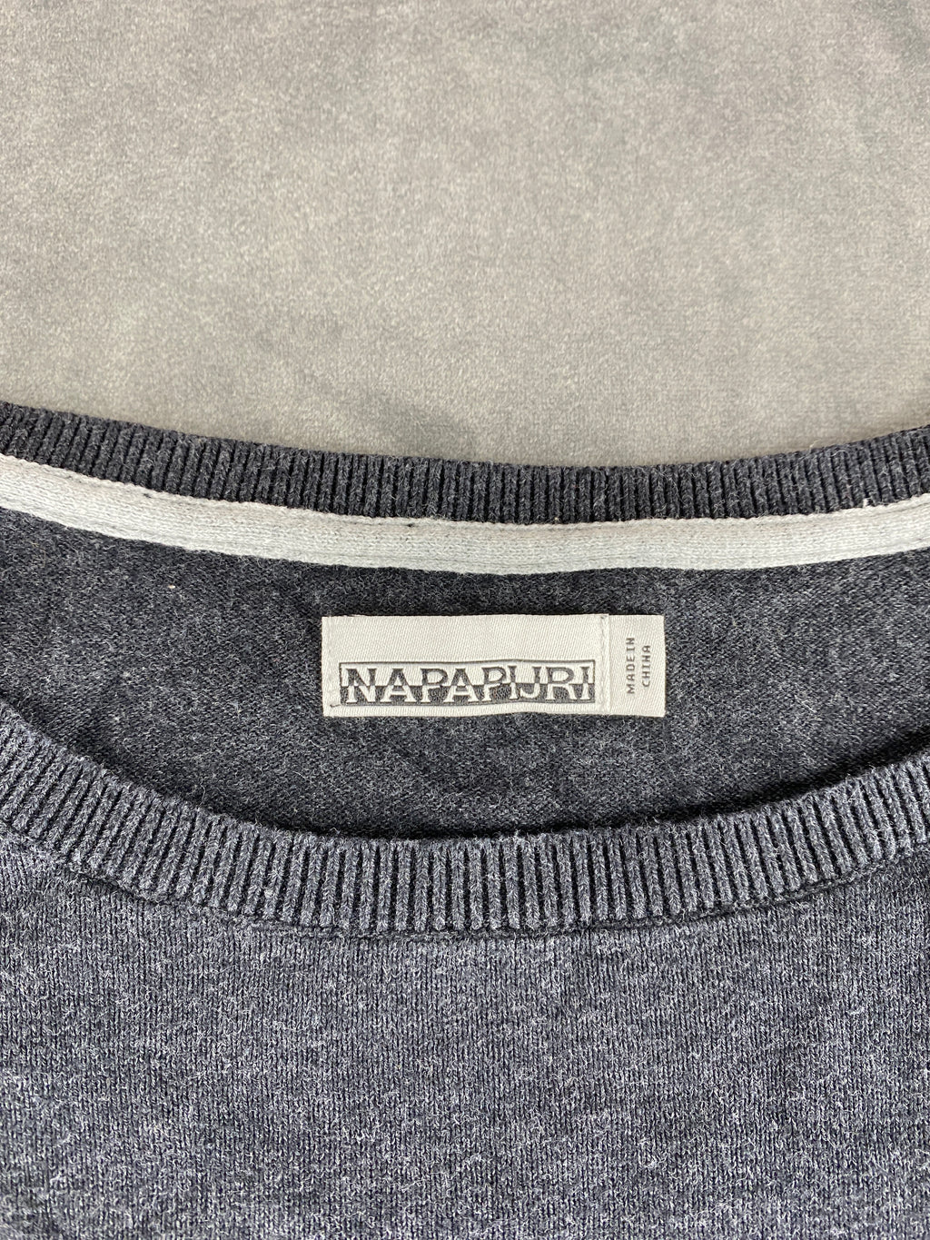 Maglione Napapijri grigio scuro vintage – Donna Taglia XL