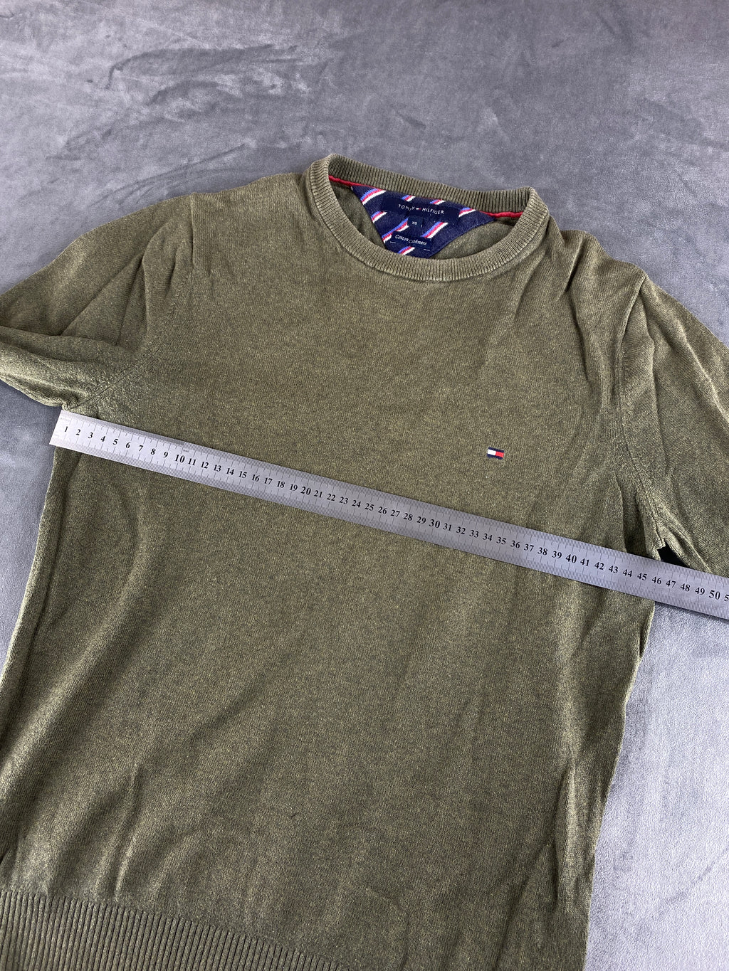 Maglione Tommy Hilfiger verde militare vintage – Uomo Taglia XS