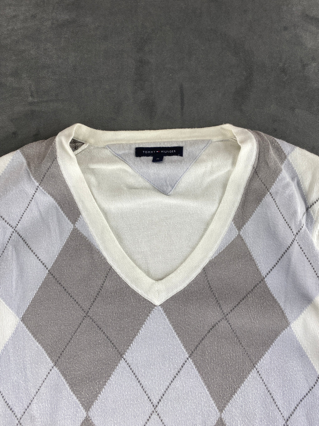 Maglione Tommy Hilfiger scollo a V rombi vintage – Donna Taglia M