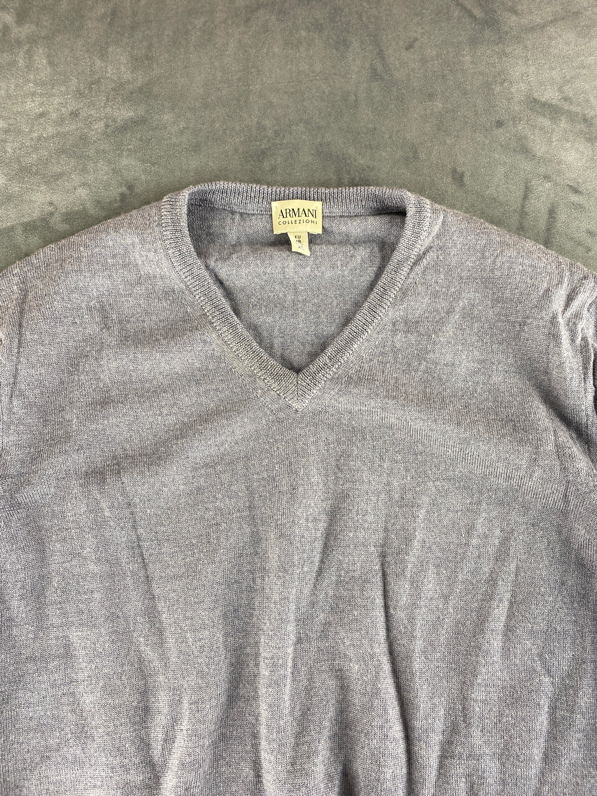 Maglione Armani Collezioni scollo a V grigio vintage – Uomo Taglia S