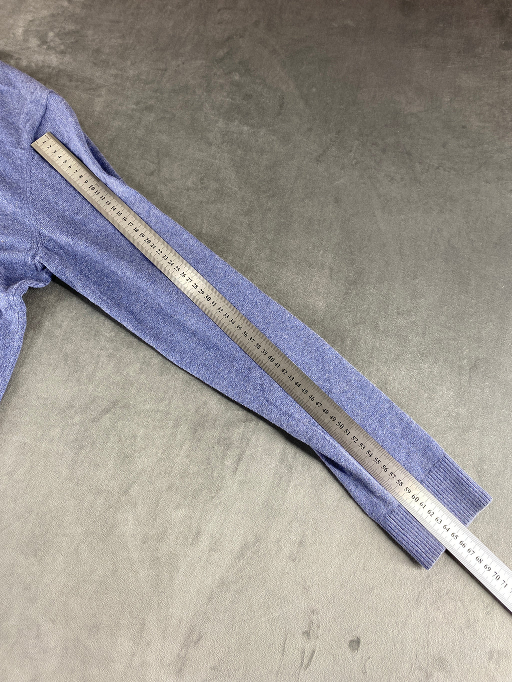 Maglione Tommy Hilfiger scollo a V azzurro vintage – Uomo Taglia L