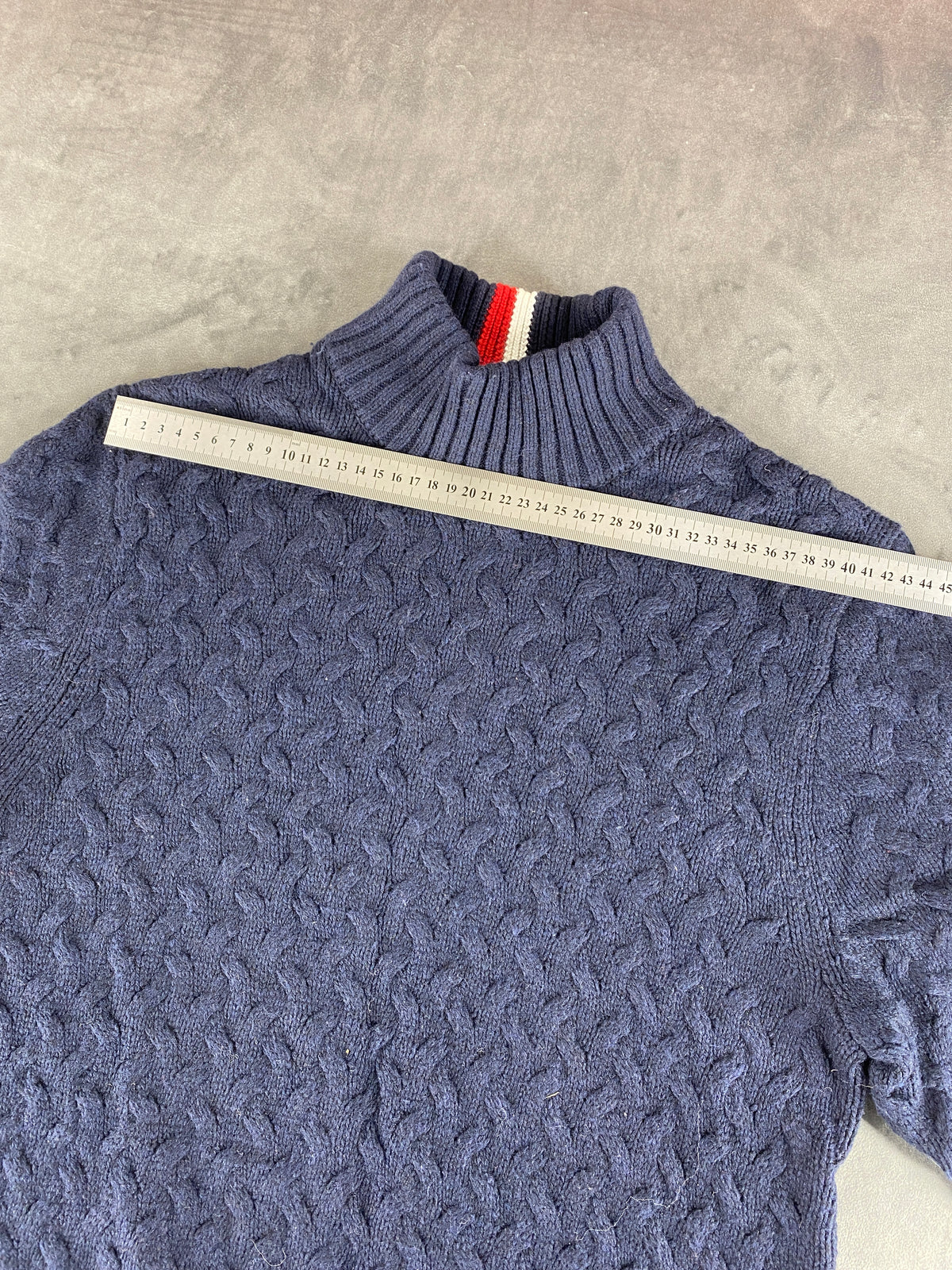 Maglione Tommy Hilfiger collo alto trecce blu vintage – Uomo Taglia S