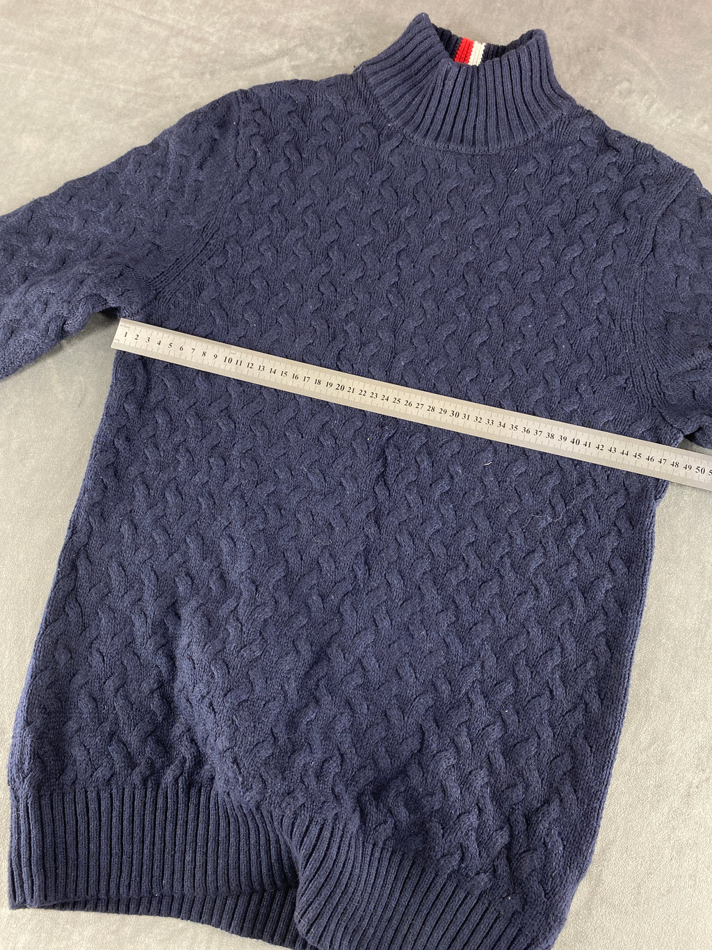 Maglione Tommy Hilfiger collo alto trecce blu vintage – Uomo Taglia S
