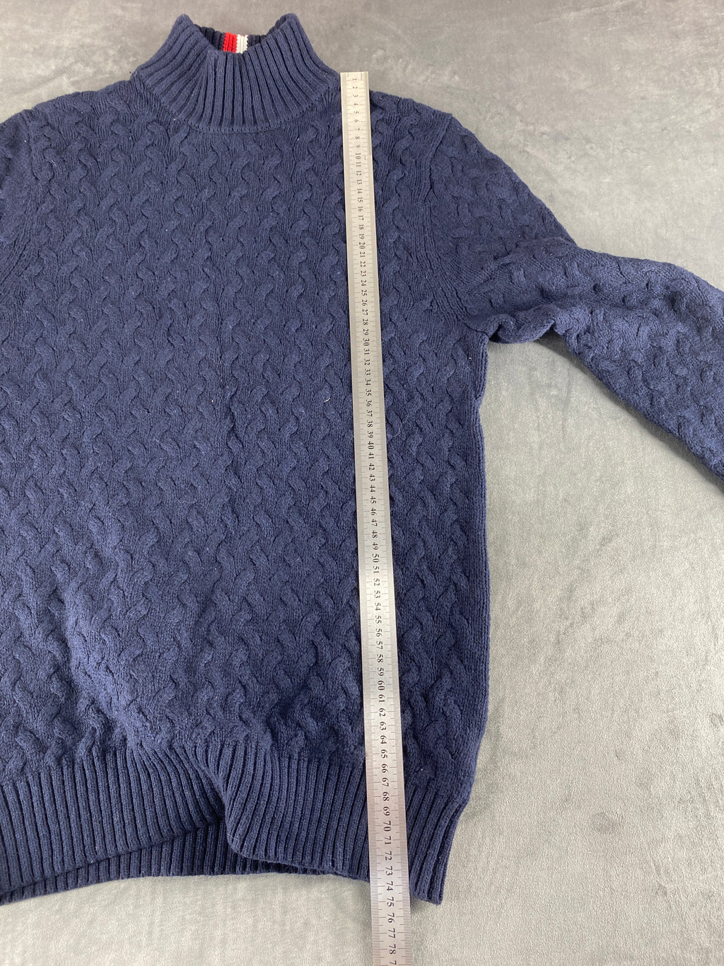 Maglione Tommy Hilfiger collo alto trecce blu vintage – Uomo Taglia S