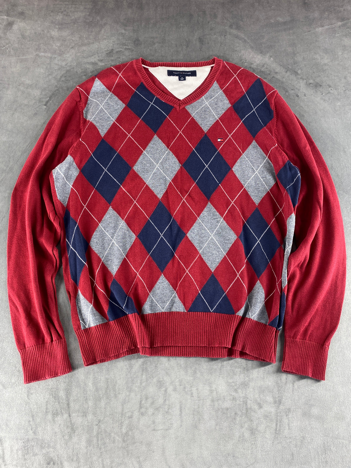 Maglione Tommy Hilfiger scollo a V rombi rosso vintage – Uomo Taglia M