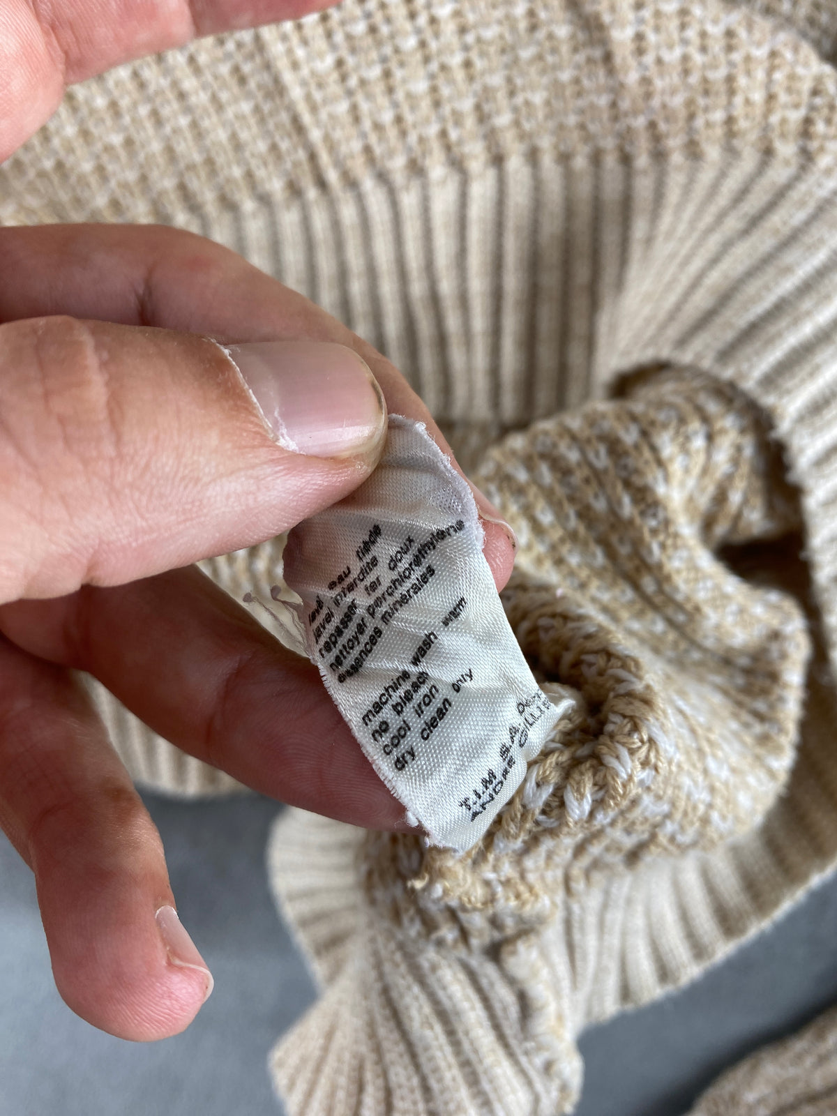 Maglione Lacoste scollo a V beige vintage – Donna Taglia L